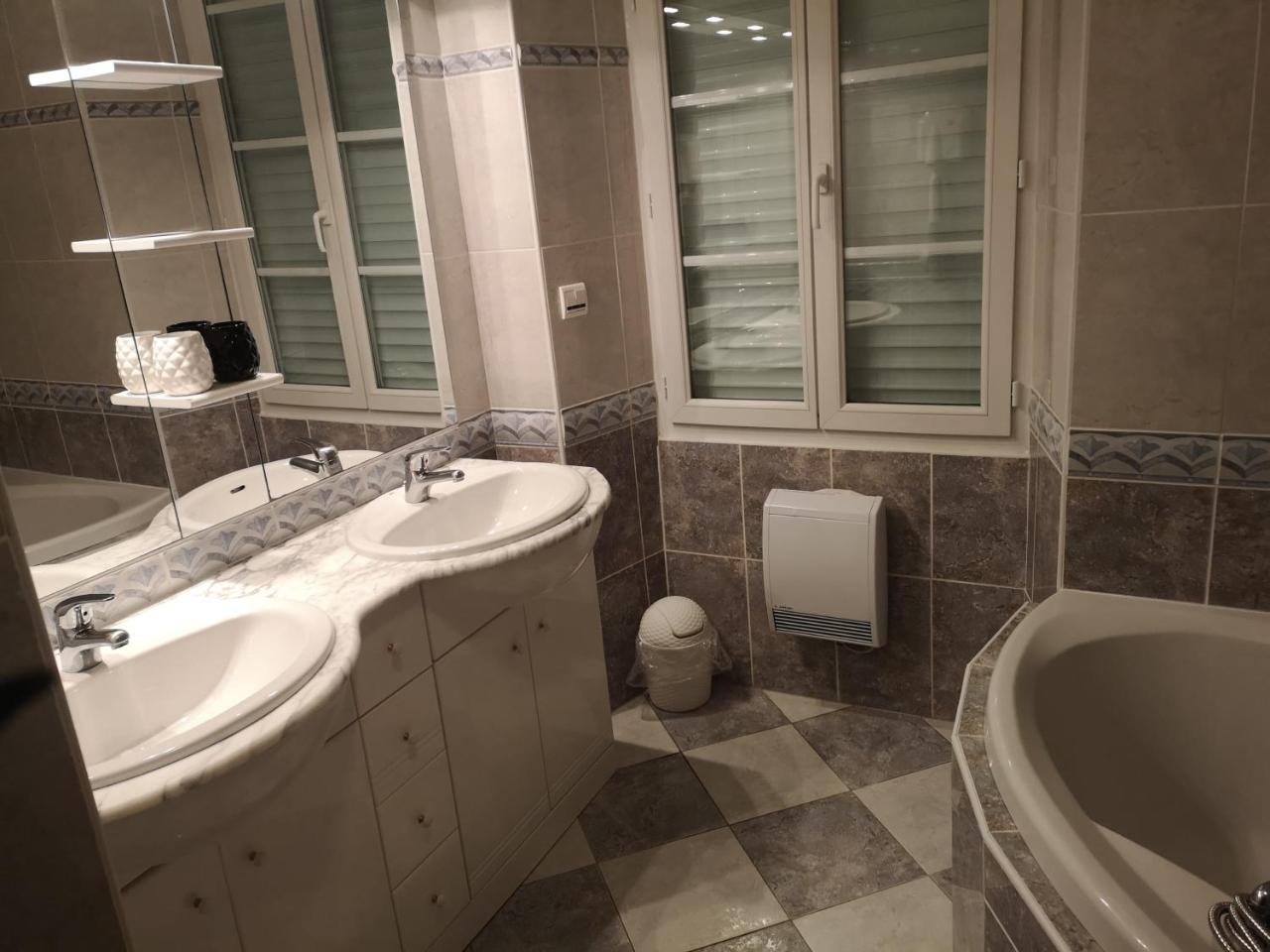 Hotel Castel D'Olmes Tabre Ngoại thất bức ảnh